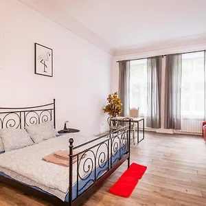 https://apart-3b.krakowhotelspoland.com