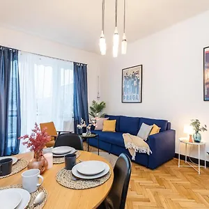 https://superapart-tarchomiska-6.warsawhotelspoland.com